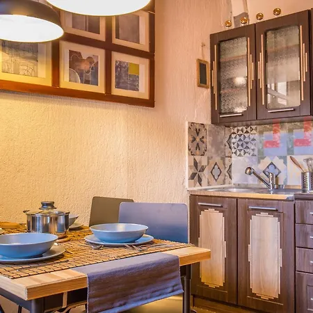 Apartman Car *