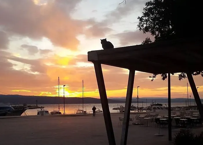 Car * Crikvenica